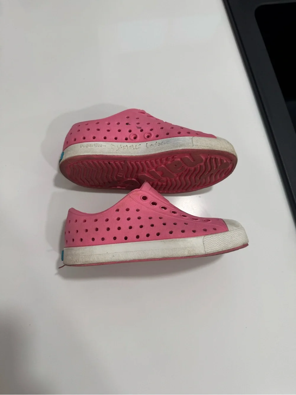 Native Jefferson Pink girl’s  Water Shoes Slip-On